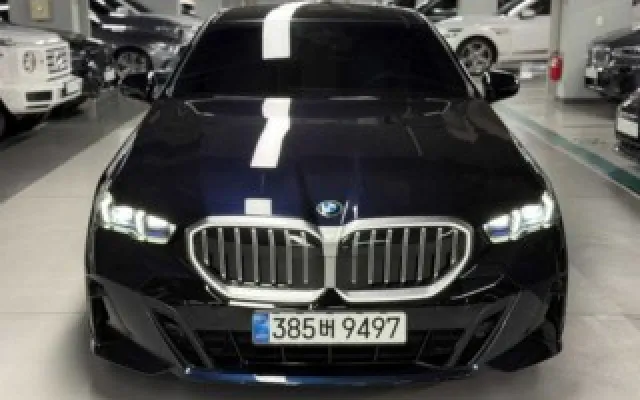 현기중고차 5시리즈 (G30) 520i M 스포츠 매물 사진 3 - 2026/02 9,863km