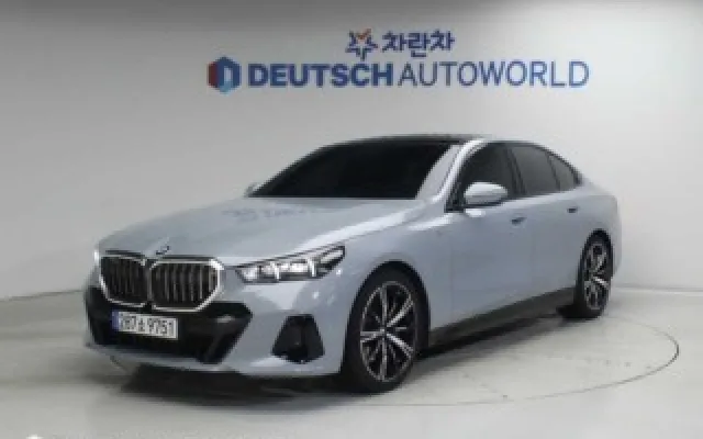 현기중고차 5시리즈 (G60) 530i xDrive 매물 사진 2 - 2024/10 11,717km